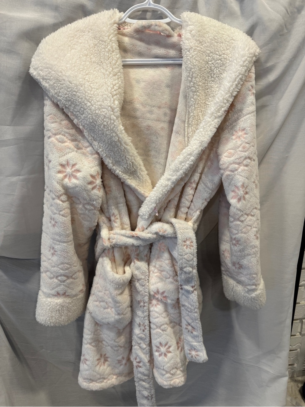La Vie En Rose Cream and Pale Pink Sherpa Hooded Teddy Coat